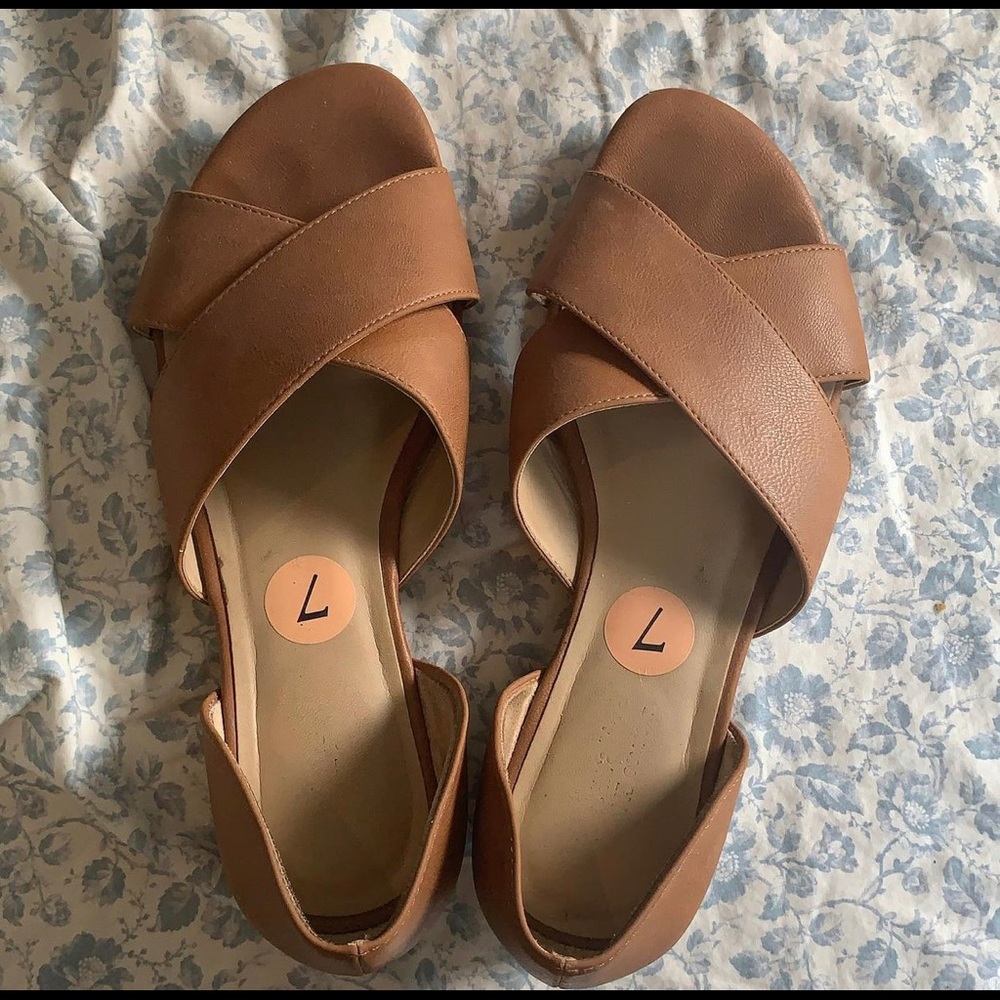 Cute open toed flats